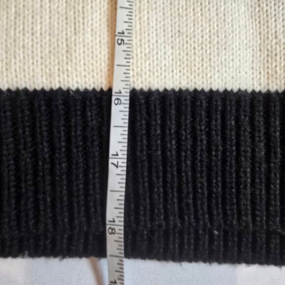 RD Style for Anthropologie Heart Striped Cardigan Sweater. Retails $100 - Picture 10 of 12